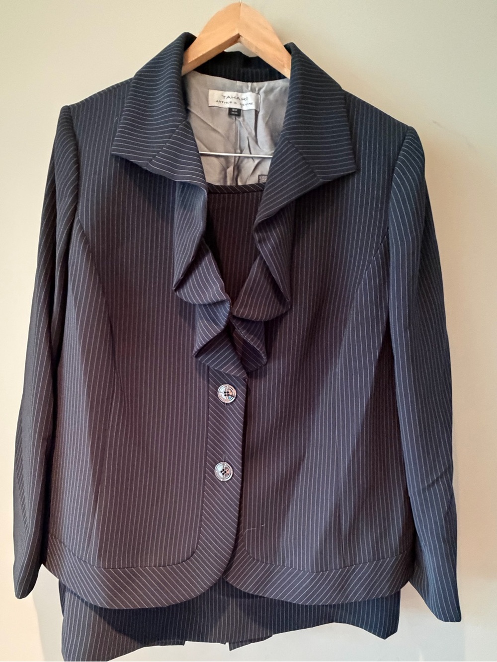 Tahari Skirt Suit Charcoal Pinstripe Ruffled Jacket and pleated vent skirt 16W